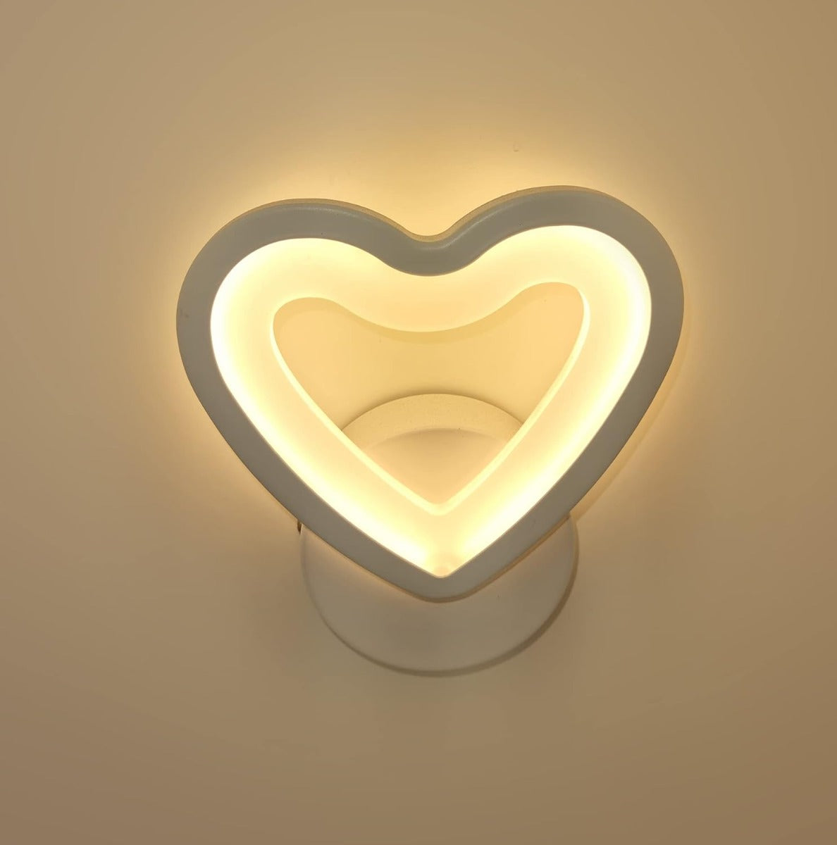 Applique Moderna da Parete E28-N - Lampada LED 6W Design a Forma di Cuore