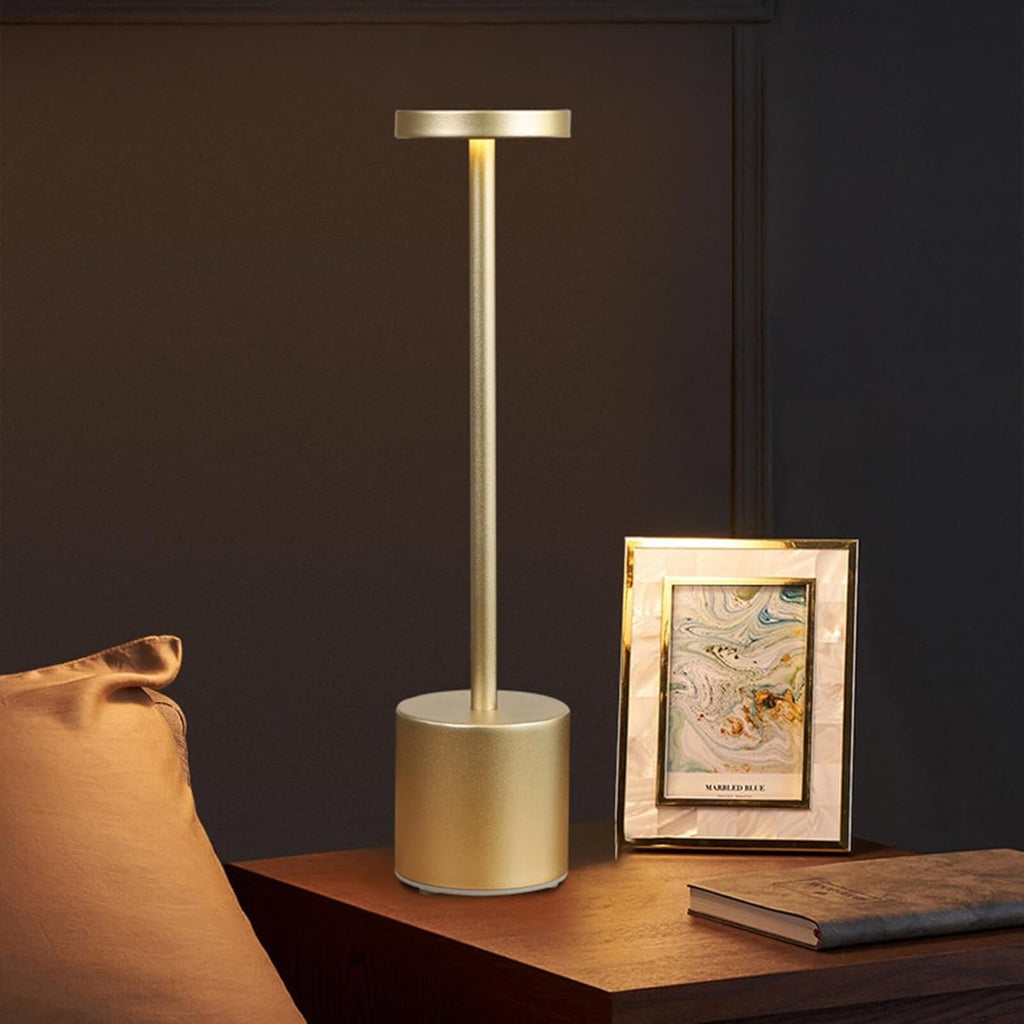 Lampada da Tavolo Ricaricabile LED Touch Sensor, 3 Livelli di Luminosità Regolabili, Design Moderno con Batteria da 1800 mAh (oro)