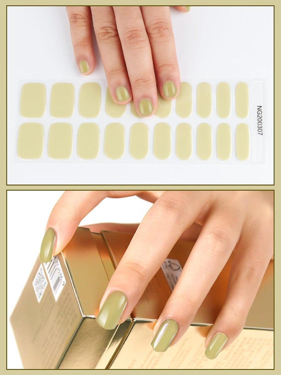 Kit Adesivi per Unghie in Gel Semipolimerizzato - 20 Strisce Autoadesive con Accessori per Manicure giallo oro