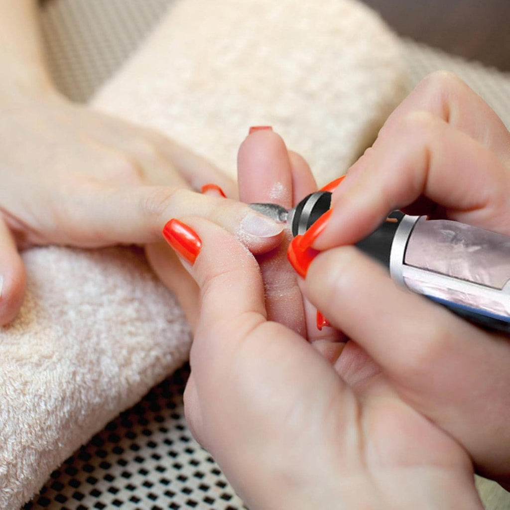 Lima Elettrica per Unghie Senza Fili – Kit Professionale Ricaricabile con 12 Testine, 6 Anelli Abrasivi e 4 Velocità per Manicure e Pedicure