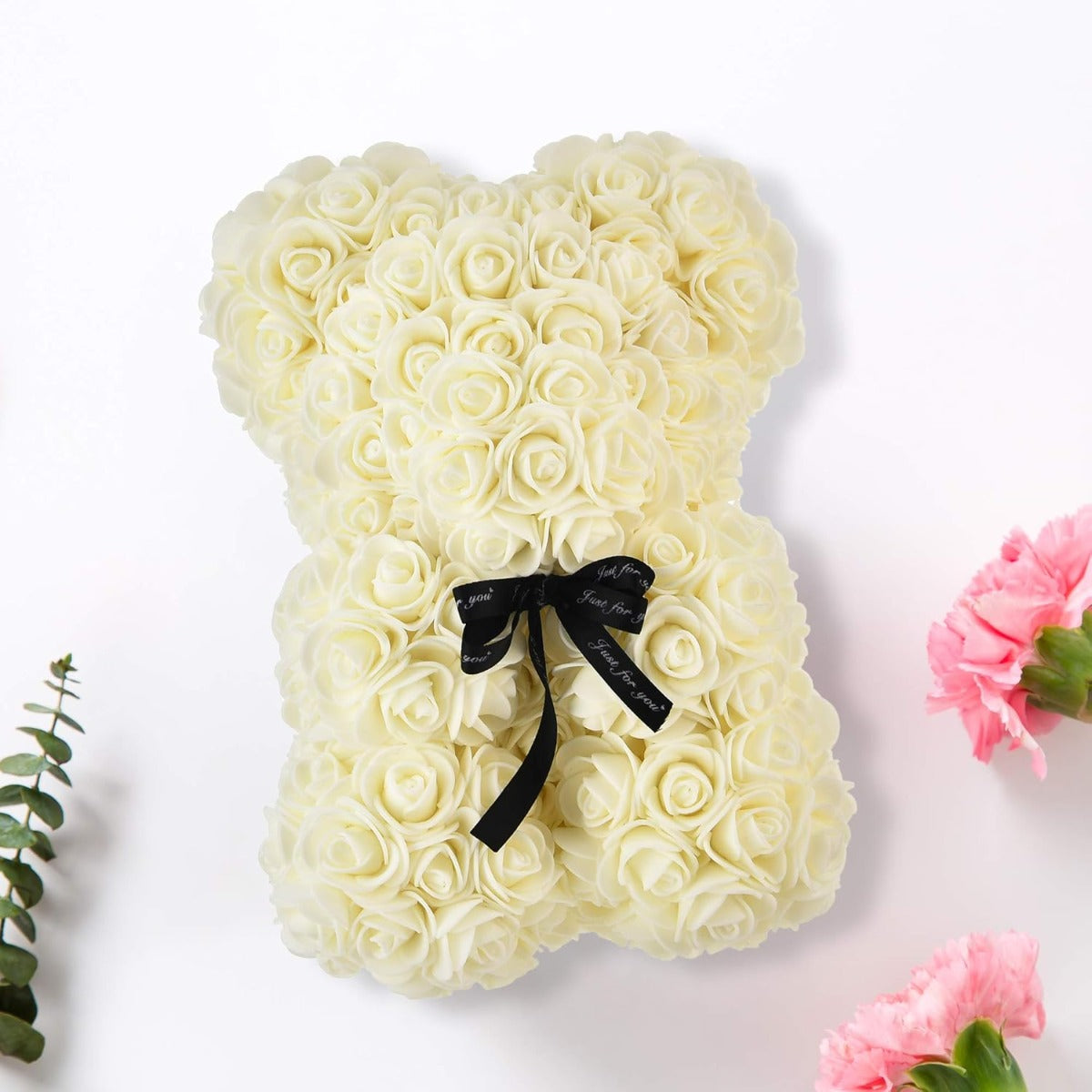 Orsetto con Rose Artificiali Fatto a Mano (panna)