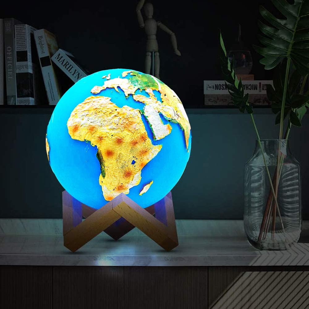 Lampada Globo 3D Touch - Terra con Base in Legno e Ricarica USB 16 colori con telecomando