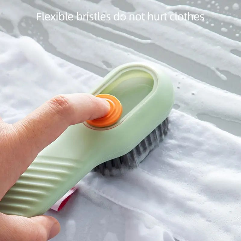 Spazzola multifunzione per scarpe con contenitore per liquido