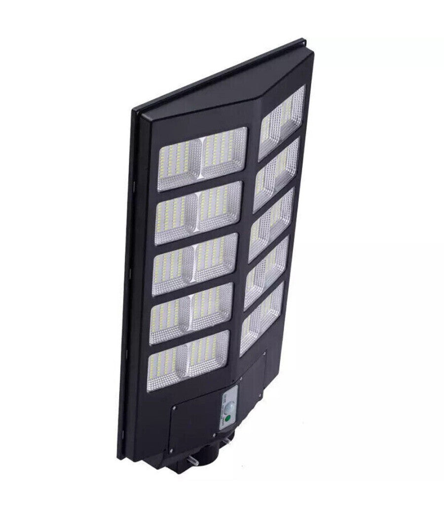 Lampione Solare LED Esterno con Staffa - 1200W, 840 LED, 18000mAh, Telecomando e Sensore di Movimento