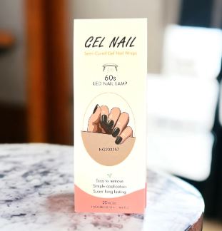 Kit Adesivi per Unghie in Gel Semipolimerizzato - 20 Strisce Autoadesive con Accessori per Manicure