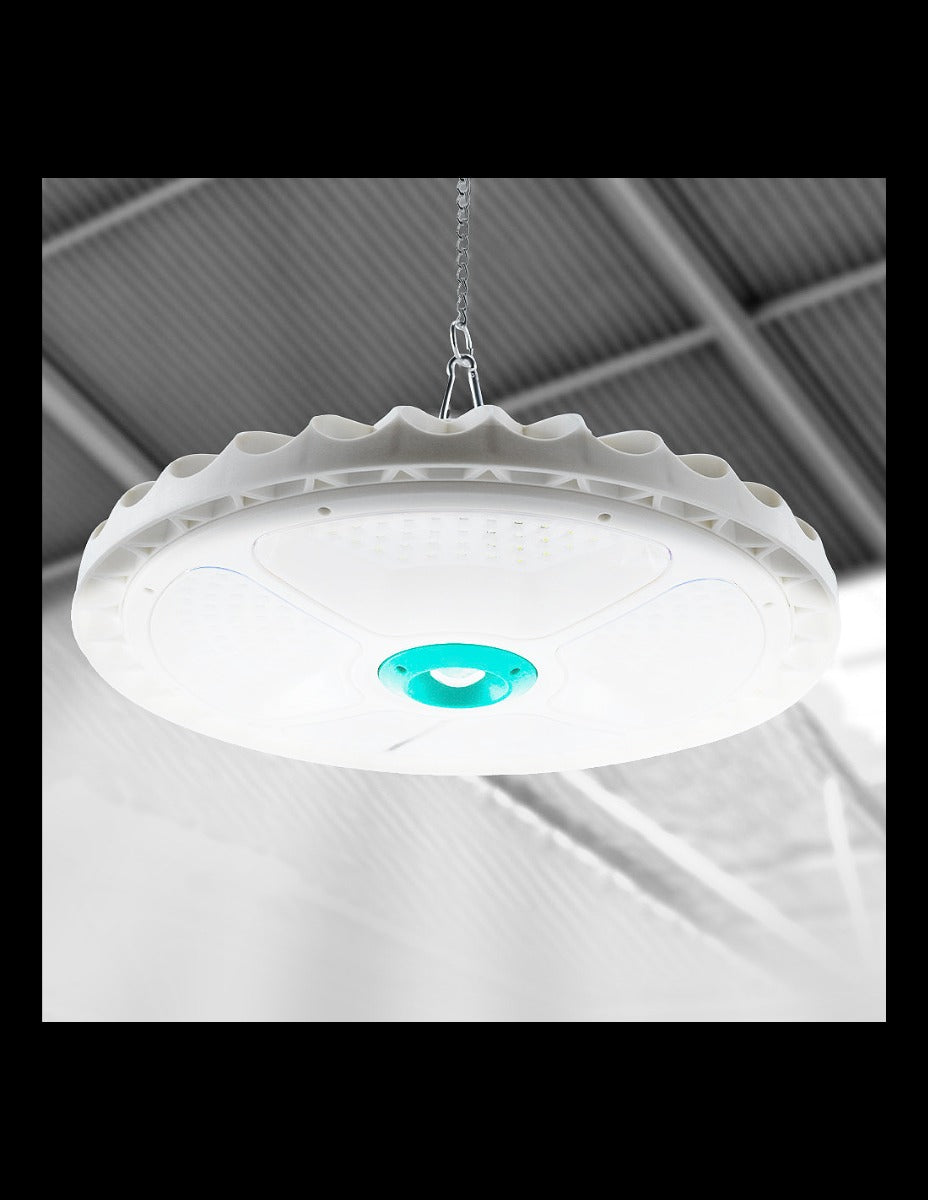 Plafoniera Solare 200W con 156 LED, Telecomando e IP66: Illuminazione Potente ed Eco-Sostenibile