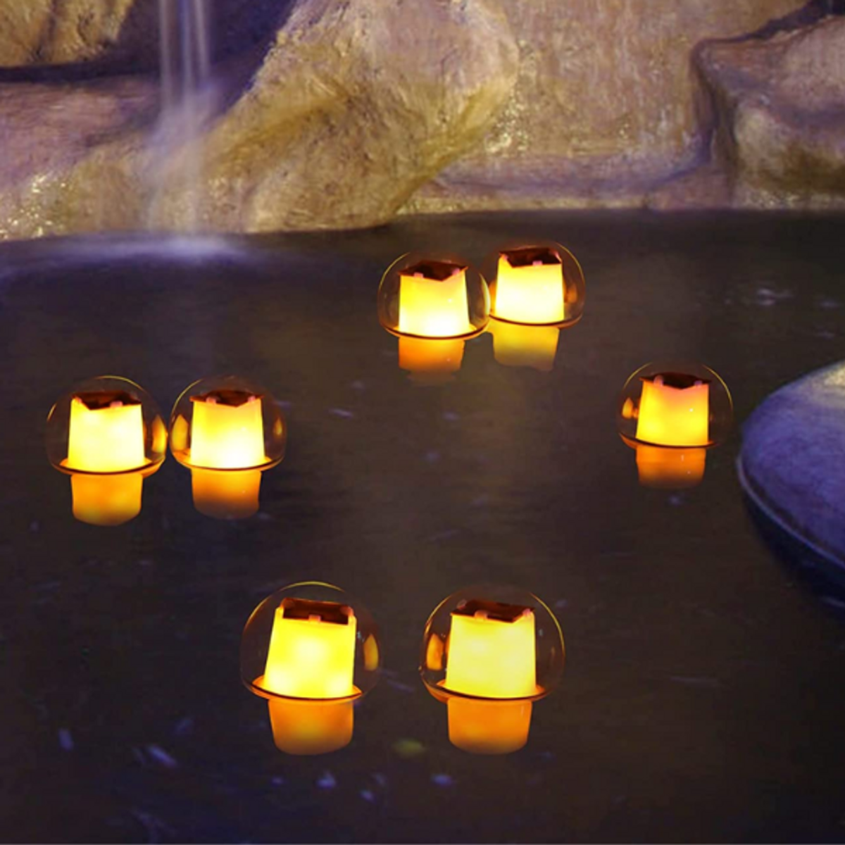 Luce solare galleggiante per piscina