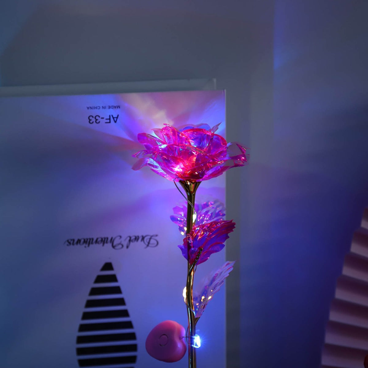 Fantatico set di 3 rose colorate con led ottima idea regalo per san valentino